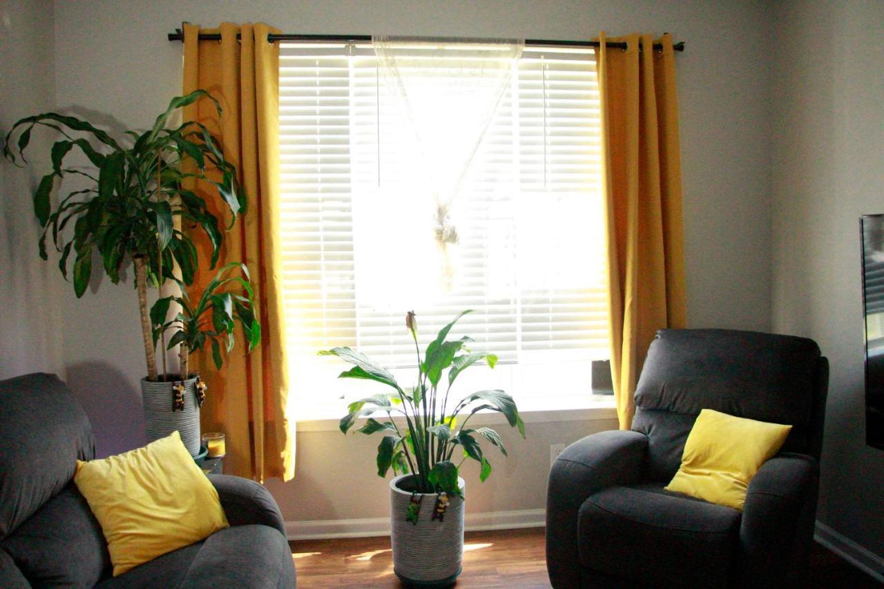 Minutes From Downtown 3Br Stylishhome-Free Parking Raleigh Exterior photo